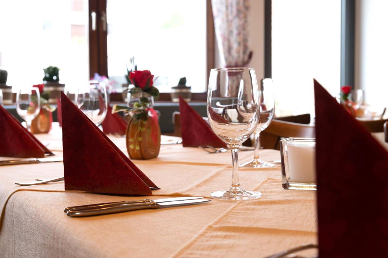 Hotel Gasthof Rosenwirt Au in der Hallertau ภายนอก รูปภาพ